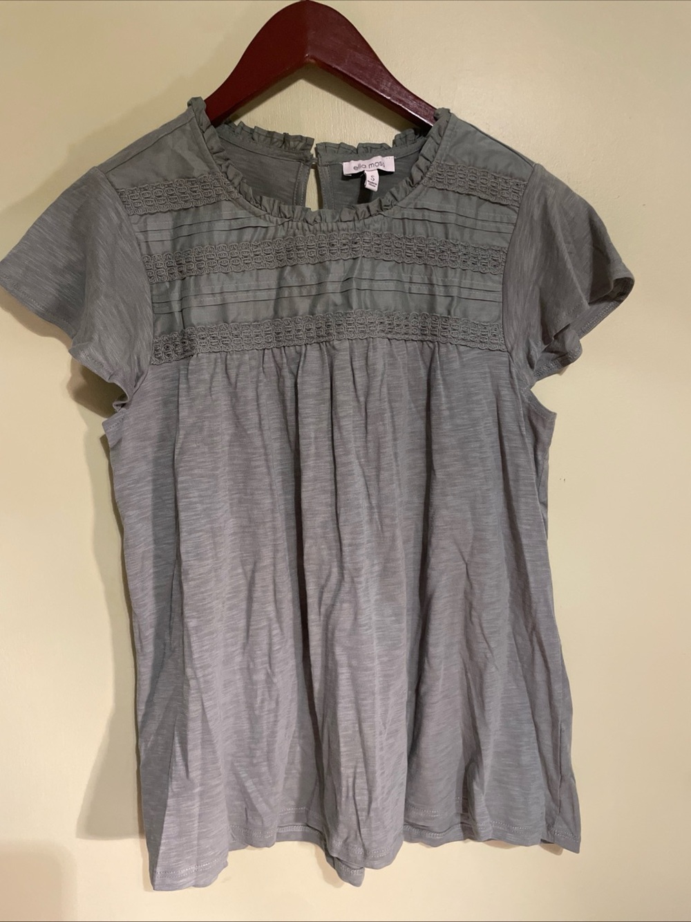 Ella Moss Green Lace-Yoke Short Sleeve Top